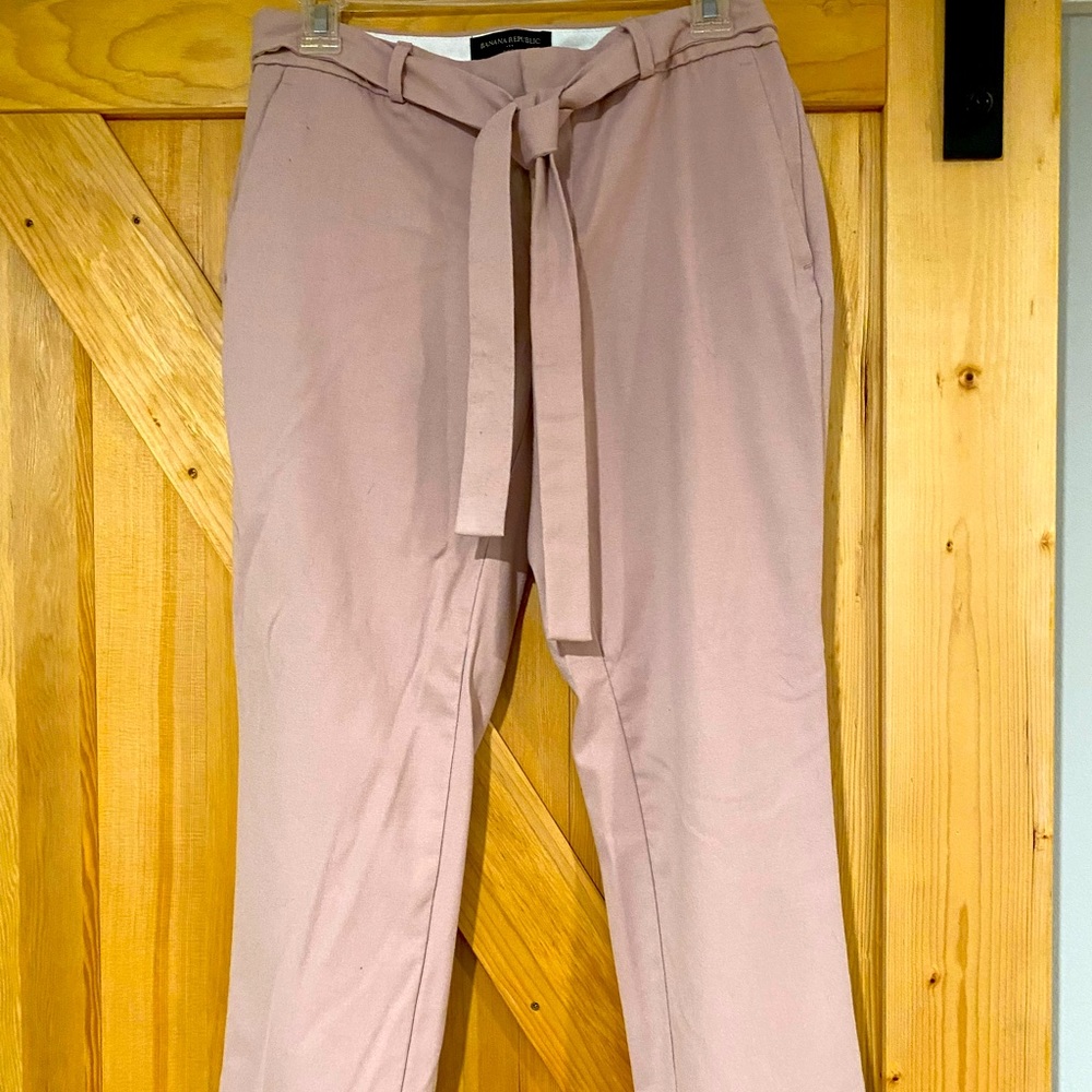BR soft pink, belted work pants, crop length